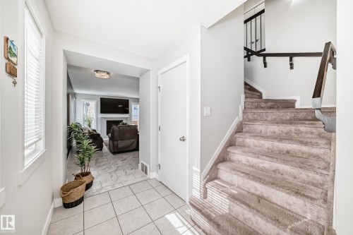 4404 6 Street, Edmonton, AB - Indoor Photo Showing Other Room