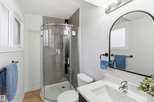 14627 60 Street, Edmonton, AB - Indoor Photo Showing Bathroom