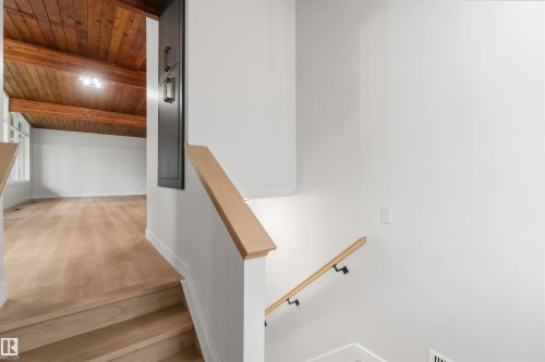 14627 60 Street, Edmonton, AB - Indoor Photo Showing Other Room