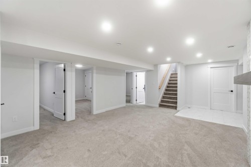 14627 60 Street, Edmonton, AB - Indoor
