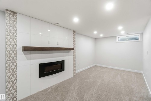 14627 60 Street, Edmonton, AB - Indoor With Fireplace
