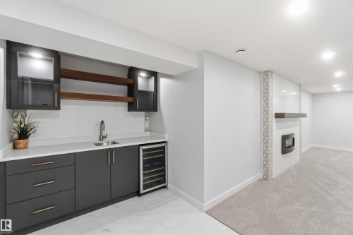 14627 60 Street, Edmonton, AB - Indoor