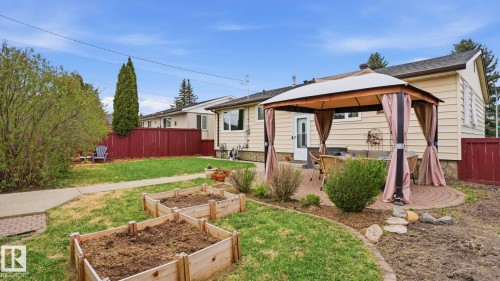 10651 61 Street, Edmonton, AB - Outdoor
