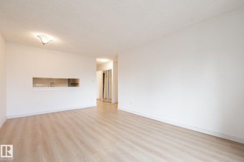 303 10620 104 Street, Edmonton, AB - Indoor