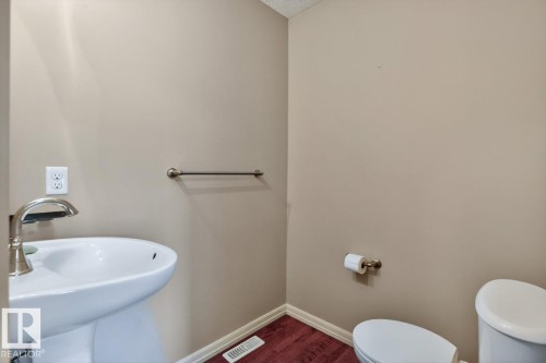 55 Keystone Crescent, Leduc, AB - Indoor Photo Showing Bathroom