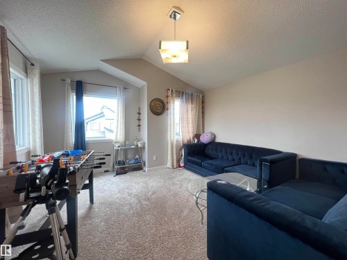 17432 120 Street, Edmonton, AB - Indoor Photo Showing Living Room