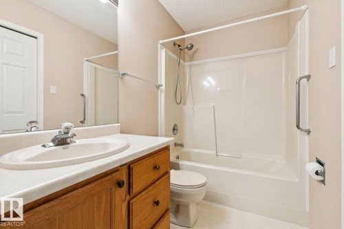 303 Twin Brooks Drive, Edmonton, AB - Indoor Photo Showing Bathroom