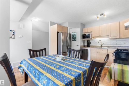 9638 108A Avenue, Edmonton, AB - Indoor