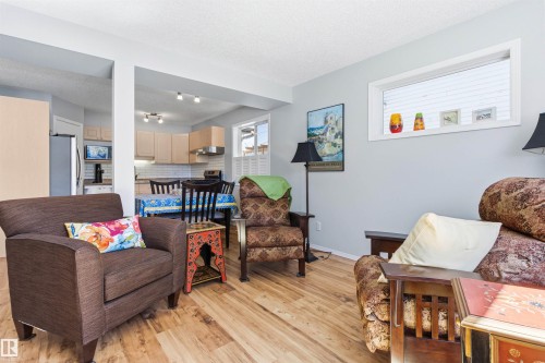 9638 108A Avenue, Edmonton, AB - Indoor Photo Showing Living Room