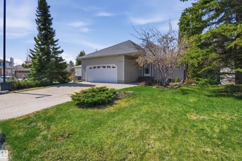 1116 111A Street, Edmonton, AB - Outdoor