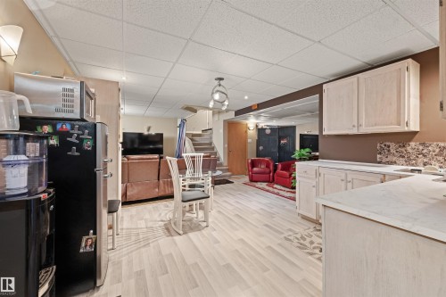 5101 45 Avenue, Leduc, AB - Indoor