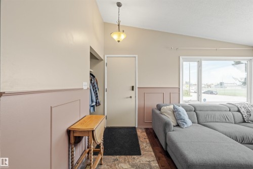 5101 45 Avenue, Leduc, AB - Indoor