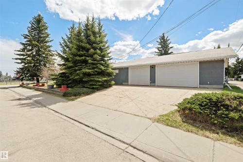 5101 45 Avenue, Leduc, AB - Outdoor