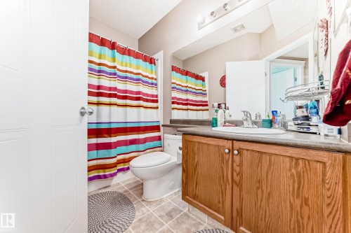 15112 139 Street, Edmonton, AB - Indoor Photo Showing Bathroom