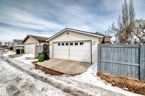 15112 139 Street, Edmonton, AB - Outdoor