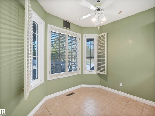 146 Oeming Road, Edmonton, AB - Indoor Photo Showing Other Room