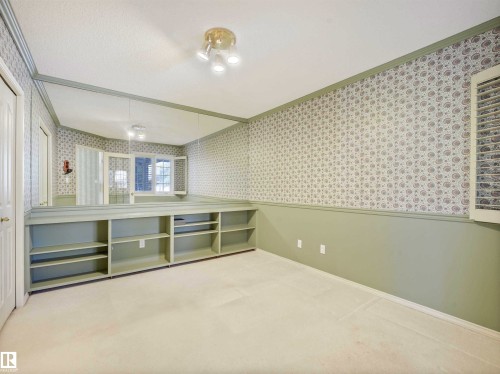 146 Oeming Road, Edmonton, AB - Indoor Photo Showing Other Room