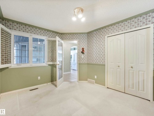 146 Oeming Road, Edmonton, AB - Indoor Photo Showing Other Room