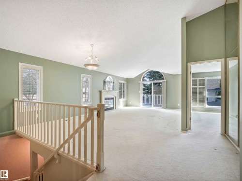 146 Oeming Road, Edmonton, AB - Indoor Photo Showing Other Room
