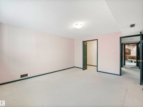 146 Oeming Road, Edmonton, AB - Indoor Photo Showing Other Room