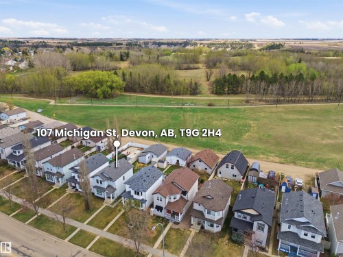 107 Michigan Street, Devon, AB - Outdoor With View