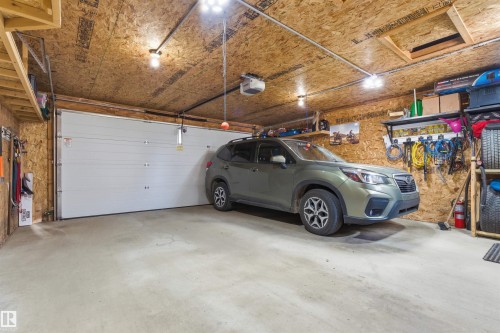 107 Michigan Street, Devon, AB - Indoor Photo Showing Garage