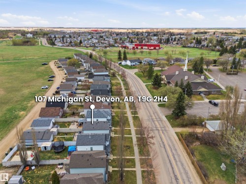107 Michigan Street, Devon, AB - Outdoor With View