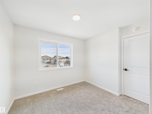 35 Sereno Lane, Fort Saskatchewan, AB - Indoor Photo Showing Other Room