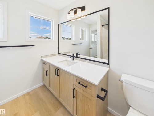 35 Sereno Lane, Fort Saskatchewan, AB - Indoor Photo Showing Bathroom