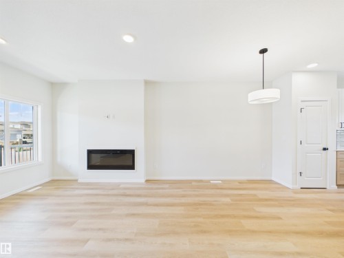 35 Sereno Lane, Fort Saskatchewan, AB - Indoor With Fireplace