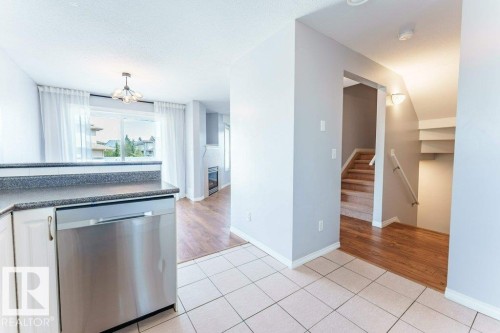 12 2505 42 Street, Edmonton, AB - Indoor