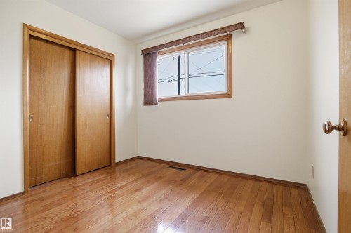 6820 98 Avenue, Edmonton, AB - Indoor Photo Showing Other Room