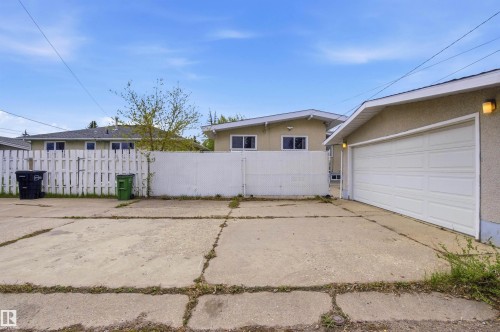 6820 98 Avenue, Edmonton, AB - Outdoor