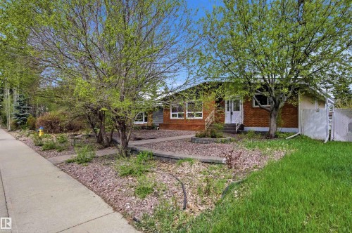 6820 98 Avenue, Edmonton, AB - Outdoor