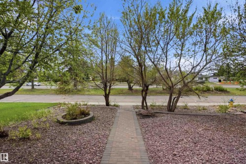 6820 98 Avenue, Edmonton, AB - Outdoor With View