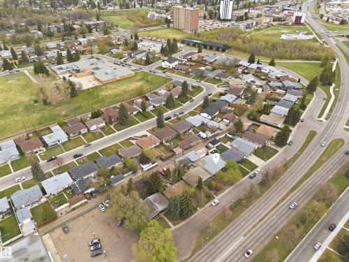 6820 98 Avenue, Edmonton, AB -  With View