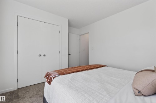 11904 45 Street, Edmonton, AB - Indoor Photo Showing Bedroom