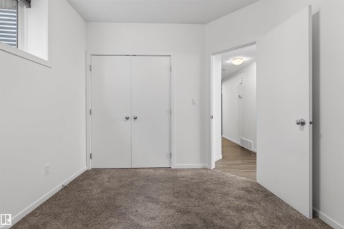 11904 45 Street, Edmonton, AB - Indoor Photo Showing Other Room