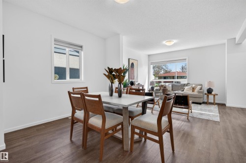 11904 45 Street, Edmonton, AB - Indoor Photo Showing Dining Room