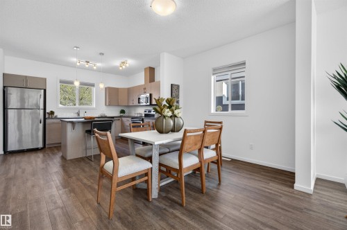 11904 45 Street, Edmonton, AB - Indoor Photo Showing Other Room