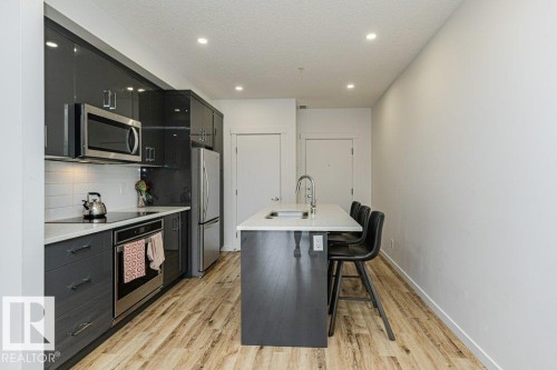 214 11503 76 Avenue, Edmonton, AB - Indoor Photo Showing Kitchen With Upgraded Kitchen