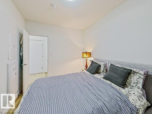 214 11503 76 Avenue, Edmonton, AB - Indoor Photo Showing Bedroom