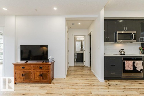 214 11503 76 Avenue, Edmonton, AB - Indoor