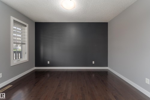 411 Watt Boulevard, Edmonton, AB - Indoor Photo Showing Other Room