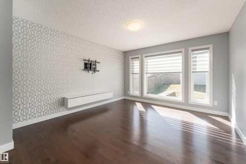 411 Watt Boulevard, Edmonton, AB - Indoor Photo Showing Other Room