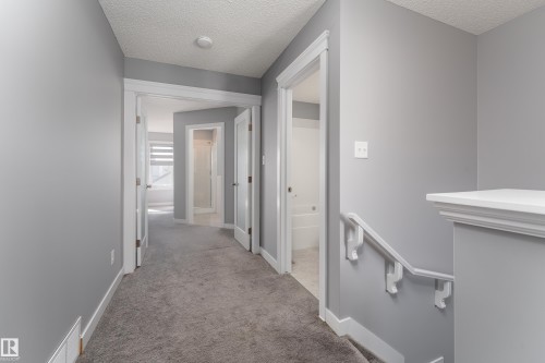 411 Watt Boulevard, Edmonton, AB - Indoor Photo Showing Other Room