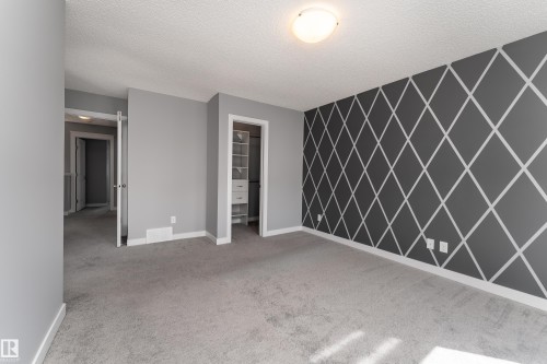 411 Watt Boulevard, Edmonton, AB - Indoor Photo Showing Other Room