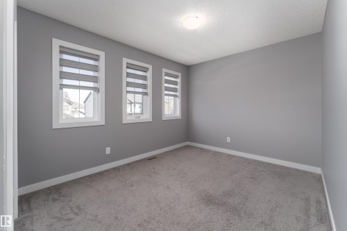 411 Watt Boulevard, Edmonton, AB - Indoor Photo Showing Other Room