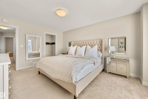 2256 Casey Crescent, Edmonton, AB - Indoor Photo Showing Bedroom