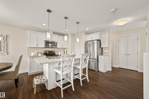 2256 Casey Crescent, Edmonton, AB - Indoor